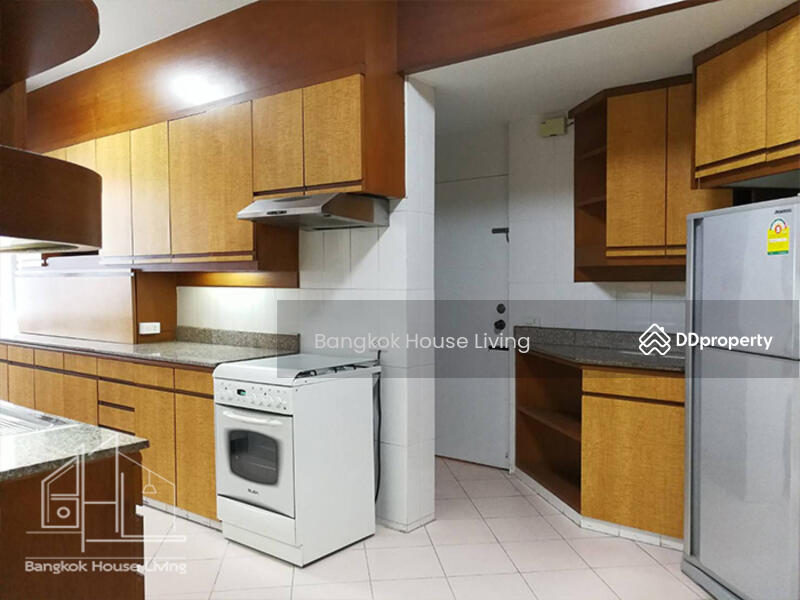 Kanta Mansion, Bangkok, 73 Soi Sukhumvit 26, Khong Tan, Khlong Toei, Bangkok, 3 Bedrooms, 265 sqm, Apartment For Rent, by Bangkok House Living, 10979036 - DDproperty.com