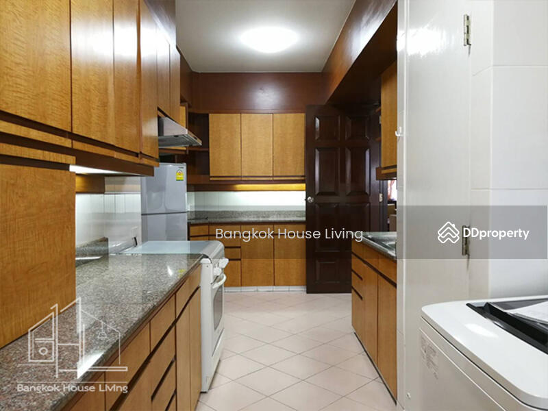 Kanta Mansion, Bangkok, 73 Soi Sukhumvit 26, Khong Tan, Khlong Toei, Bangkok, 3 Bedrooms, 265 sqm, Apartment For Rent, by Bangkok House Living, 10979036 - DDproperty.com