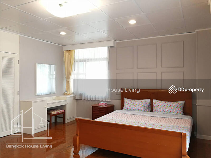 Aramvej Apartment, Bangkok, 181 Soi Sukhumvit 49/11, Khlong Tan Nua, Watthana, Bangkok, 4 Bedrooms, 260 sqm, Apartment For Rent, by Bangkok House Living, 10980791 - DDproperty.com