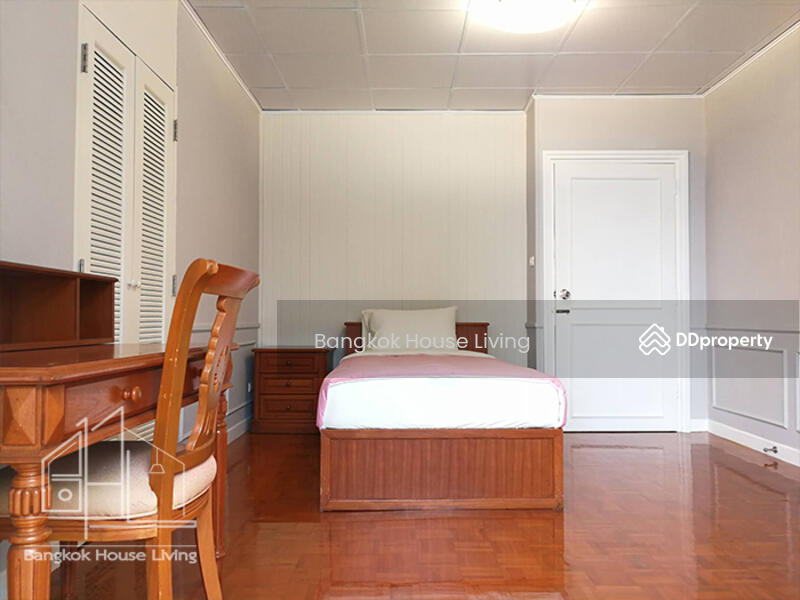 Aramvej Apartment, Bangkok, 181 Soi Sukhumvit 49/11, Khlong Tan Nua, Watthana, Bangkok, 4 Bedrooms, 260 sqm, Apartment For Rent, by Bangkok House Living, 10980791 - DDproperty.com