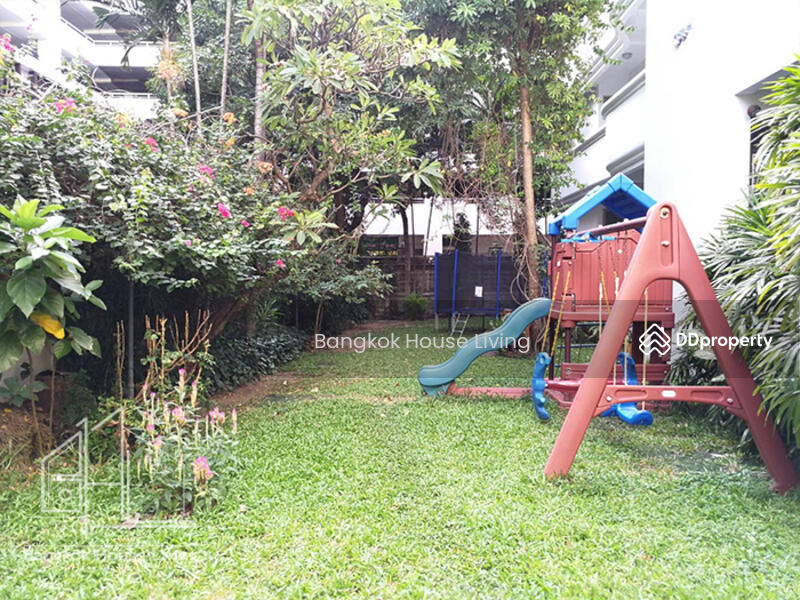 Aramvej Apartment, Bangkok, 181 Soi Sukhumvit 49/11, Khlong Tan Nua, Watthana, Bangkok, 4 Bedrooms, 260 sqm, Apartment For Rent, by Bangkok House Living, 10980791 - DDproperty.com