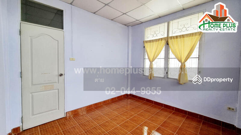 หมู่บ้านอยู่เจริญ โครงการ4 คลอง4 (ใกล้ตลาดเอซี ลำลูกกา คลอง4), Pathum Thani, Lat Sawai, Lam Luk Ka, Pathum Thani, 4 Bedrooms, 117 sqm, Townhouse For Sale, by ต่าย, 10981139 - DDproperty.com