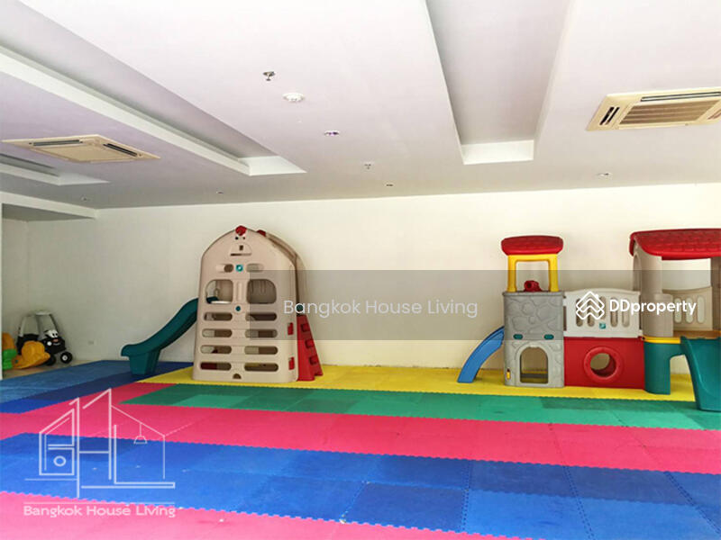 For Rent - Richmond Hills Residence, Bangkok