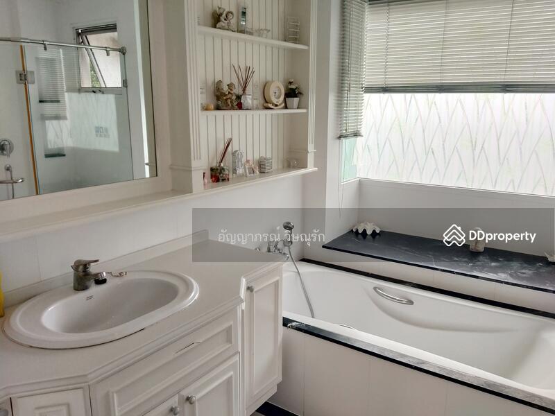 Ladawan Sukumvit Village, Bangkok, 100 เฉลิมพระเกียรติ ร.๙, Nong Bon, Prawet, Bangkok, 3 Bedrooms, 280 sqm, Single Detached House For Sale, by อัญญาภรณ์ วิษณุรัก, 10982091 - DDproperty.com