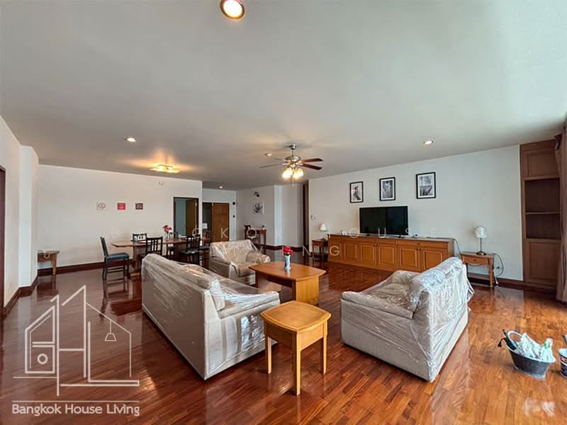 Aramvej Apartment, Bangkok, 181 Soi Sukhumvit 49/11, Khlong Tan Nua, Watthana, Bangkok, 3 Bedrooms, 300 sqm, Condo For Rent, by Bangkok House Living, 10988402 - DDproperty.com