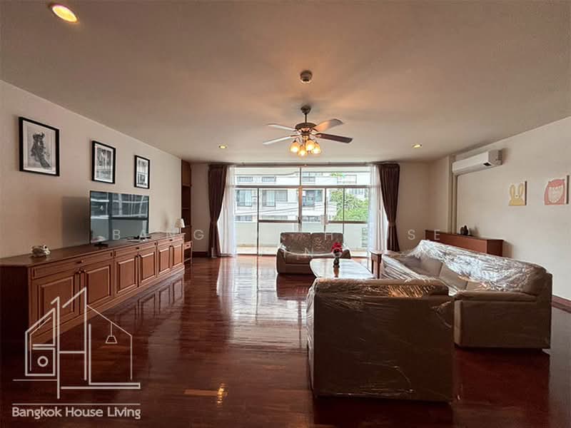 Aramvej Apartment, Bangkok, 181 Soi Sukhumvit 49/11, Khlong Tan Nua, Watthana, Bangkok, 3 Bedrooms, 300 sqm, Condo For Rent, by Bangkok House Living, 10988402 - DDproperty.com