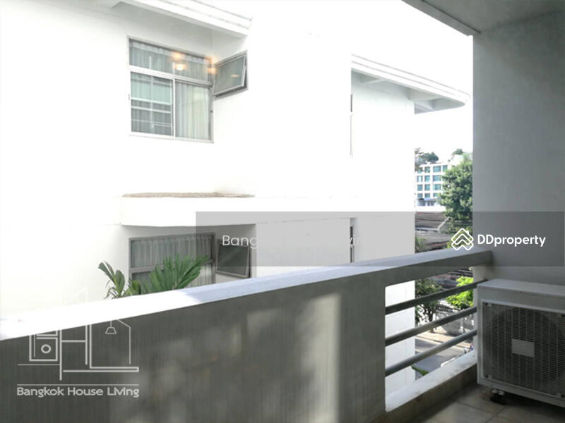 For Rent - Aramvej Apartment, Bangkok