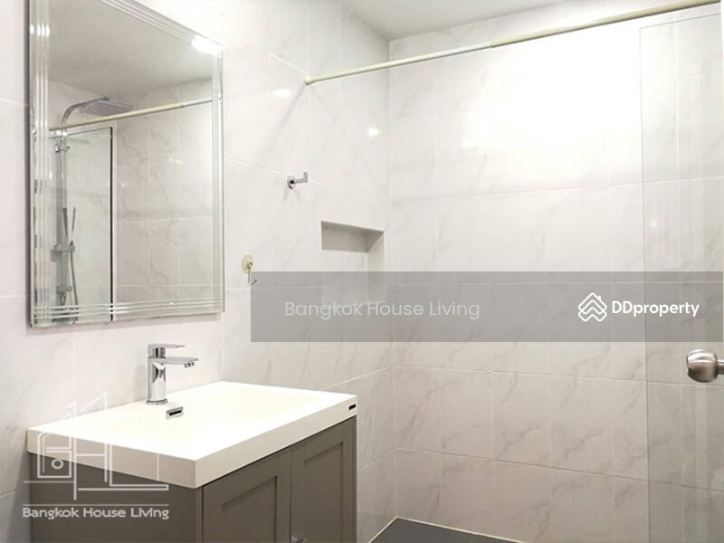 Kanta Mansion, Bangkok, 73 Soi Sukhumvit 26, Khong Tan, Khlong Toei, Bangkok, 3 Bedrooms, 265 sqm, Condo For Rent, by Bangkok House Living, 10989013 - DDproperty.com