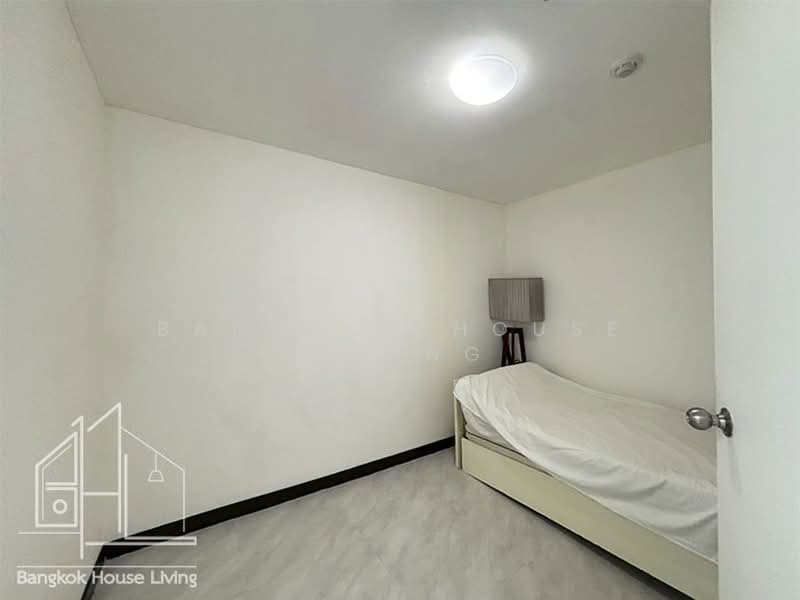 Baan Suanpetch, Bangkok, 18 Soi Sukhumvit 39, Khlong Tan Nua, Watthana, Bangkok, 2 Bedrooms, 135 sqm, Condo For Rent, by Bangkok House Living, 10989270 - DDproperty.com