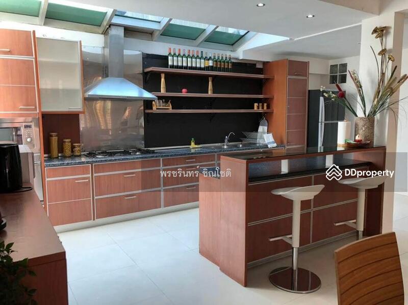 Semi-detached house Rama 9 Soi Soonvijai, Bangkok, Bang Kapi, Huai Khwang, Bangkok, 4 Bedrooms, 430 sqm, Single Detached House For Rent, by ปรินทร์ญาดา ชิณโชติ, 10989415 - DDproperty.com