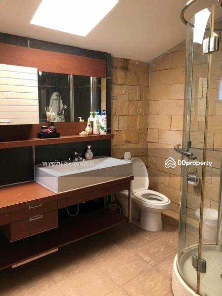 Semi-detached house Rama 9 Soi Soonvijai, Bangkok, Bang Kapi, Huai Khwang, Bangkok, 4 Bedrooms, 430 sqm, Single Detached House For Rent, by ปรินทร์ญาดา ชิณโชติ, 10989415 - DDproperty.com