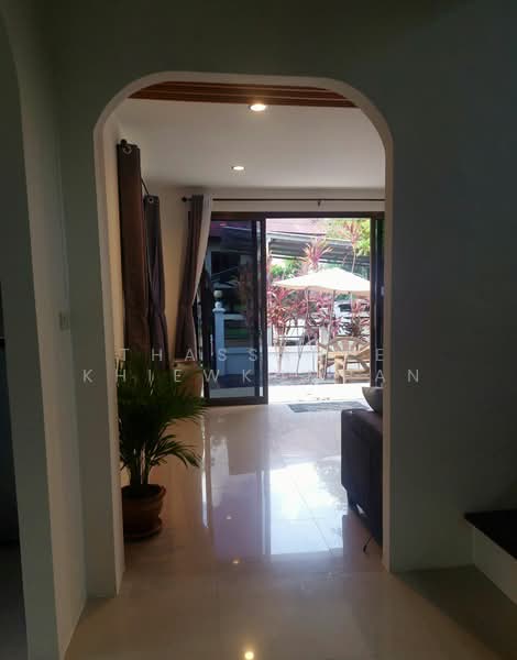ขายบ้านใกล้หาด เนื้อที่ 50 ตรว. 3 ห้องนอน 3 ห้องน้ำ ต.มะเร็ต บนเกาะสมุย สุราษฎร์ธานี, สุราษฎร์ธานี, มะเร็ต, เกาะสมุย, สุราษฎร์ธานี, 200 ตร.ม., บ้านเดี่ยว ขาย, โดย Thassanee Khiewkumpan, 10989807 - DDproperty.com
