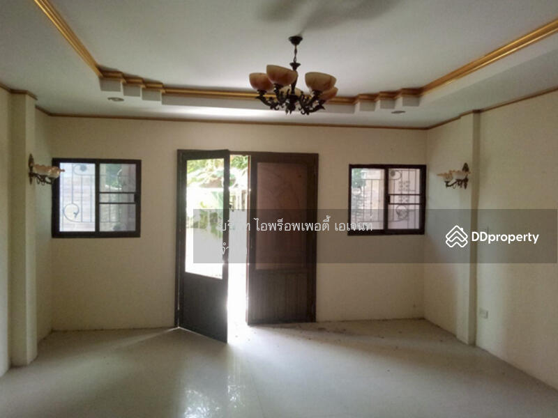 For Sale - Sale of rooms and land, Soi Pratamnak 3, Pattaya, Chon Buri (Pattaya)