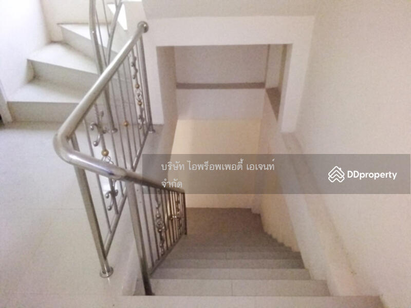 For Sale - Sale of rooms and land, Soi Pratamnak 3, Pattaya, Chon Buri (Pattaya)