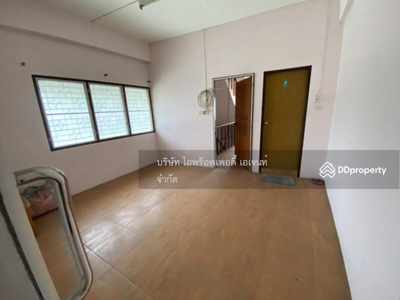 For Sale - Commercial building, Phraya Satcha Road, Khiri Intersection, Chon Buri