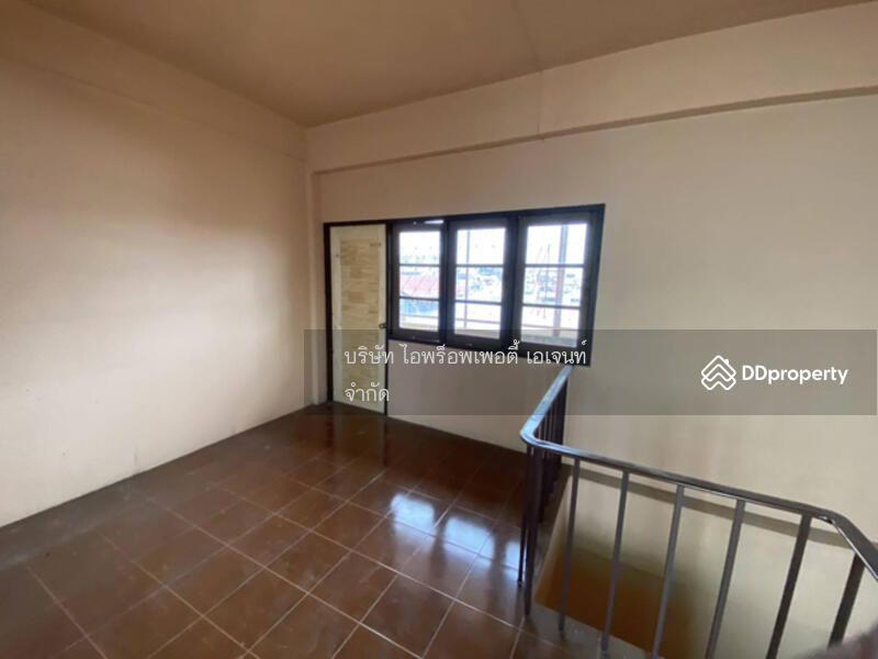 For Sale - Commercial building, Soi Kraikriangyuk, Vachiraprakan, Makhamyong, Chon Buri