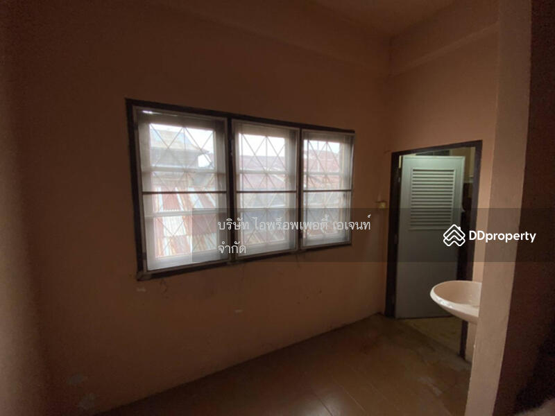 For Sale - Commercial building, Soi Kraikriangyuk, Vachiraprakan, Makhamyong, Chon Buri