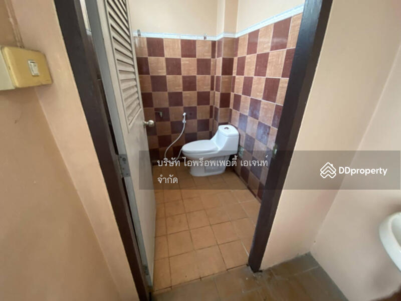 For Sale - Commercial building, Soi Kraikriangyuk, Vachiraprakan, Makhamyong, Chon Buri