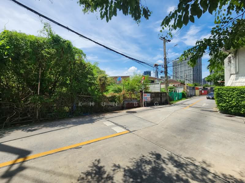 ขายที่ดิน 103 ตรว.ๆละ 2.5 แสนสุขุมวิท71/14 (ปรีดี)แยก10 ใกล้ ร.ร.นานาชาติ Prep School ทะลุออกอ่อนนุช, Bangkok, ปรีดีย์ 14, Phra Kanong Nua, Watthana, Bangkok, , 412 sqm, Land For Sale, by Khun Big, 10997241 - DDproperty.com
