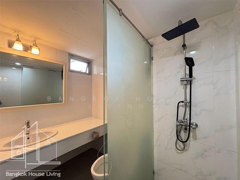 Le Chateau Mansion, Bangkok, 55 ซอยเอกมัย 12 ถนนสุขุมวิท 63 คลองตันเหนือ วัฒนา กทม, Khlong Tan Nua, Watthana, Bangkok, 3 Bedrooms, 250 sqm, Condo For Rent, by Bangkok House Living, 10998115 - DDproperty.com