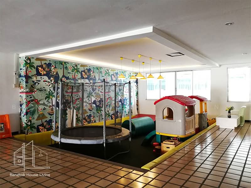 Le Chateau Mansion, Bangkok, 55 ซอยเอกมัย 12 ถนนสุขุมวิท 63 คลองตันเหนือ วัฒนา กทม, Khlong Tan Nua, Watthana, Bangkok, 3 Bedrooms, 250 sqm, Condo For Rent, by Bangkok House Living, 10998115 - DDproperty.com