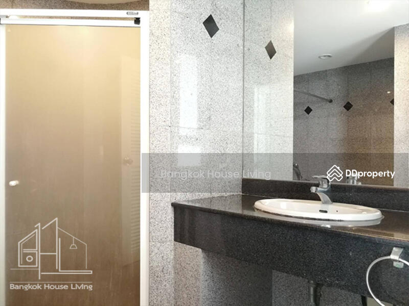Baan Thai Living Ekkamai, Bangkok, 40 Soi Pridi Banomyong 31, Khlong Tan Nua, Watthana, Bangkok, 3 Bedrooms, 171 sqm, Apartment For Rent, by Bangkok House Living, 10998136 - DDproperty.com
