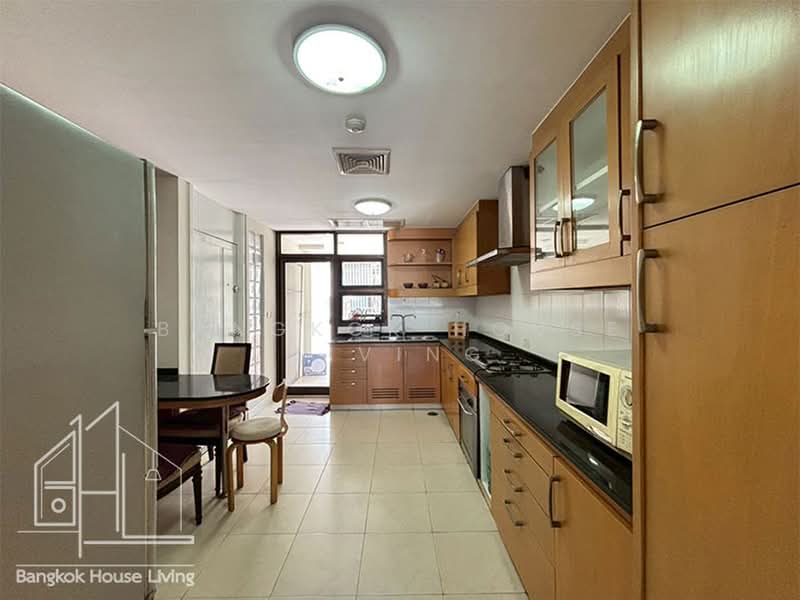 Neo Aree, Bangkok, 59 Soi Sukhumvit 26, Khong Tan, Khlong Toei, Bangkok, 3 Bedrooms, 250 sqm, Condo For Rent, by Bangkok House Living, 10998155 - DDproperty.com