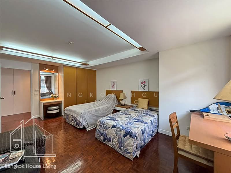 Neo Aree, Bangkok, 59 Soi Sukhumvit 26, Khong Tan, Khlong Toei, Bangkok, 3 Bedrooms, 250 sqm, Condo For Rent, by Bangkok House Living, 10998155 - DDproperty.com