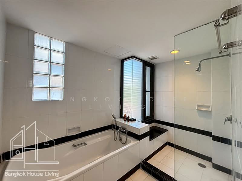 Neo Aree, Bangkok, 59 Soi Sukhumvit 26, Khong Tan, Khlong Toei, Bangkok, 3 Bedrooms, 250 sqm, Condo For Rent, by Bangkok House Living, 10998155 - DDproperty.com