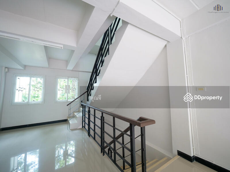 รีโนเวท พร้อมทาสีใหม่แล้ว ทั้งตึก!! ขายอาคารพาณิชย์ สายสี่สแควร์ สามพราน นครปฐม เหมาะอยู่อาศัย, Nakhon Pathom, สายสี่สแควร์, Krathum Lom, Sam Phran, Nakhon Pathom, , 250 sqm, Shophouse For Sale, by คุณจี, 10998980 - DDproperty.com