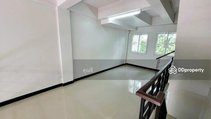 รีโนเวท พร้อมทาสีใหม่แล้ว ทั้งตึก!! ขายอาคารพาณิชย์ สายสี่สแควร์ สามพราน นครปฐม เหมาะอยู่อาศัย, นครปฐม, สายสี่สแควร์, กระทุ่มล้ม, สามพราน, นครปฐม, 250 ตร.ม., ตึกแถว-อาคารพาณิชย์ ขาย, โดย คุณจี, 10998980 - DDproperty.com