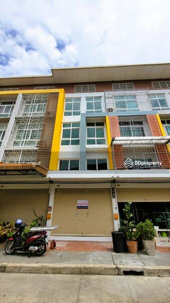 รีโนเวท พร้อมทาสีใหม่แล้ว ทั้งตึก!! ขายอาคารพาณิชย์ สายสี่สแควร์ สามพราน นครปฐม เหมาะอยู่อาศัย, Nakhon Pathom, สายสี่สแควร์, Krathum Lom, Sam Phran, Nakhon Pathom, , 250 sqm, Shophouse For Sale, by คุณจี, 10998980 - DDproperty.com