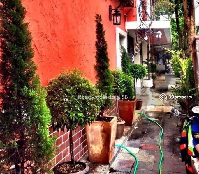 ขาย - ตึก3ชั้น 23.70 ตรว. เขตบางรัก ทำเลดี, กรุงเทพ