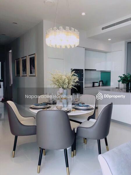 Vittorio 39, Bangkok, 8 Sukhumvit, Khlong Tan Nua, Watthana, Bangkok, 2 Bedrooms, 140 sqm, Condo For Rent, by Napawadee Homhuk, 11000726 - DDproperty.com