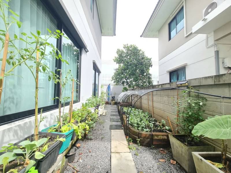 Casa Ville Ramintra Wongwaen 2, Bangkok, Along the Eastern Outer Ring Road Tha Rang, Tha Rang, Bang Khen, Bangkok, 4 Bedrooms, 183 sqm, Single Detached House For Sale, by Connex Property, 11001232 - DDproperty.com
