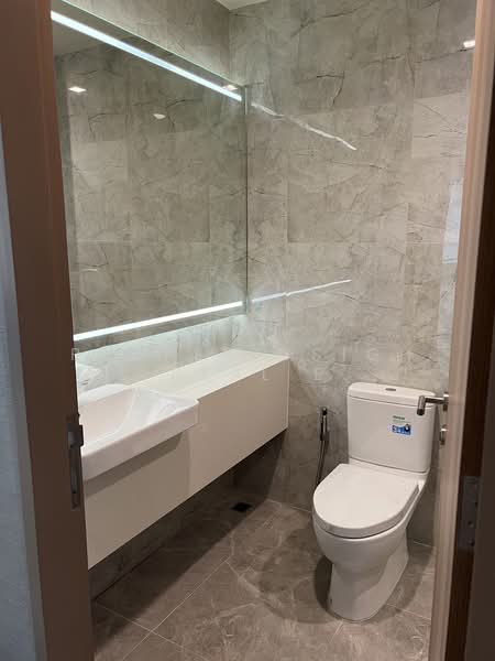 Noble Around Sukhumvit 33, Bangkok, 17 Soi Sukhumvit 33, Khlong Tan Nua, Watthana, Bangkok, 2 Bedrooms, 61 sqm, Condo For Rent, by PROPERTYSIGHTS REAL ESTATE, 11001446 - DDproperty.com