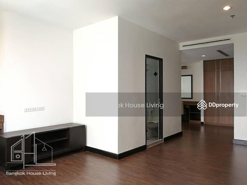 Baan Thai Living Ekkamai, Bangkok, 40 Soi Pridi Banomyong 31, Khlong Tan Nua, Watthana, Bangkok, 4 Bedrooms, 277 sqm, Condo For Rent, by Bangkok House Living, 11001650 - DDproperty.com