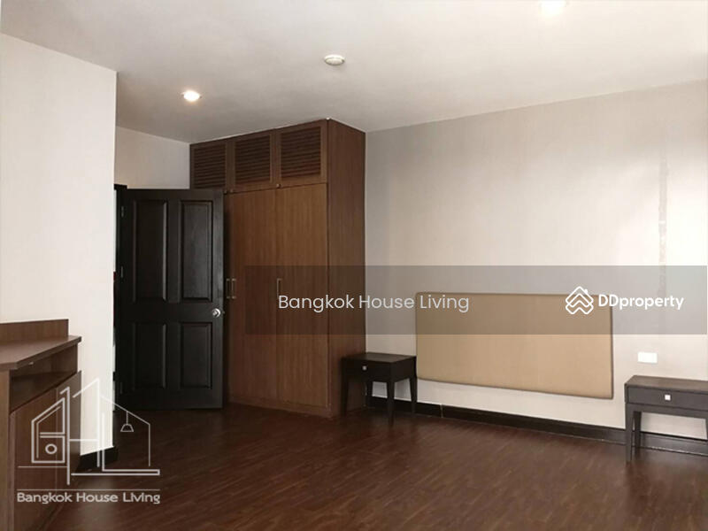 Baan Thai Living Ekkamai, Bangkok, 40 Soi Pridi Banomyong 31, Khlong Tan Nua, Watthana, Bangkok, 4 Bedrooms, 277 sqm, Condo For Rent, by Bangkok House Living, 11001650 - DDproperty.com