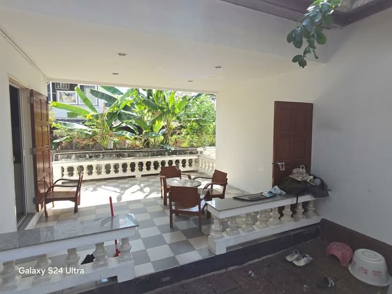 House for rent with common swimming pool in Pridibanomyong, with 4 bedrooms, Bangkok, สุขุมวิท71, Phra Kanong Nua, Watthana, Bangkok, 4 Bedrooms, 265 sqm, Single Detached House For Rent, by ปรีชา จิตต์สมนึก, 11001681 - DDproperty.com