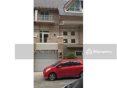 ขาย - ขายทาวน์เฮาส์ใกล้เลียบด่วนเอกมัยรามอินทรา 3.5 ชั้น ลาดพร้าว 87 แยก10 ม.เมอริสเพลส, กรุงเทพ