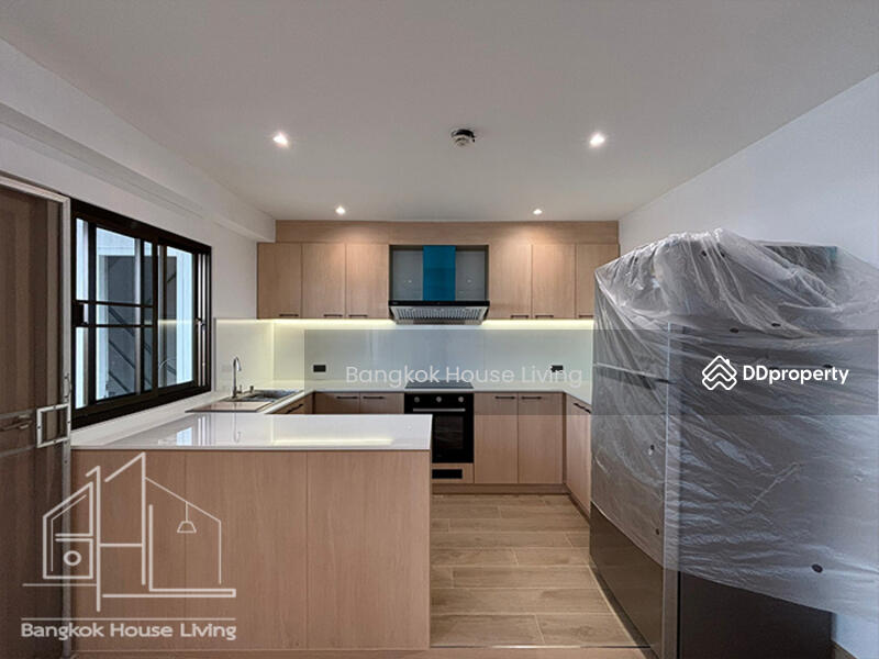 Tipamas Mansion, bangkok, 40 Soi Prompak, Khlong Tan Nua, Watthana, Bangkok, 3 Bedrooms, 260 sqm, Apartment For Rent, by Bangkok House Living, 11007572 - DDproperty.com