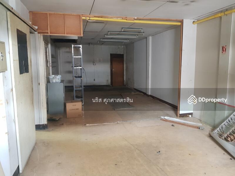 For Sale - ขายตึกแถว 4คูหา 4ชั้น ใกล้ถนนสุทธิสาร ซอยสิทธิปัญญา, Bangkok