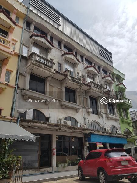 For Sale - ขายตึกแถว 4คูหา 4ชั้น ใกล้ถนนสุทธิสาร ซอยสิทธิปัญญา, Bangkok