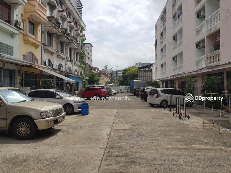 For Sale - ขายตึกแถว 4คูหา 4ชั้น ใกล้ถนนสุทธิสาร ซอยสิทธิปัญญา, Bangkok