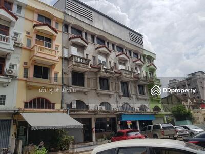 ขาย - ขายตึกแถว 4คูหา 4ชั้น ใกล้ถนนสุทธิสาร ซอยสิทธิปัญญา, กรุงเทพ