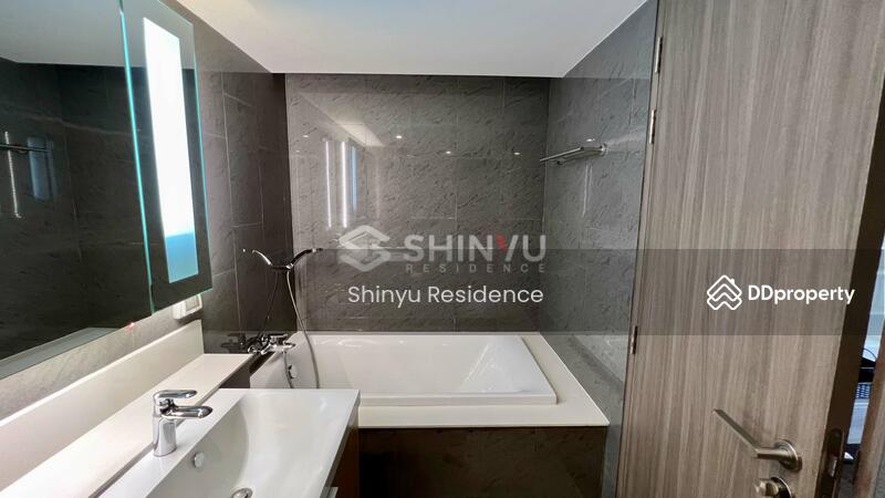 Urbitia Thonglor, Bangkok, 19 Soi Sukhumvit 36 Thonglor Road, Phra Kanong, Khlong Toei, Bangkok, 2 Bedrooms, 99 sqm, Condo For Sale, by Shinyu Real Estate, 11012532 - DDproperty.com