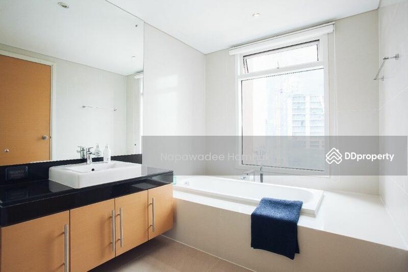 Fullerton Sukhumvit, Bangkok, Sukhumvit Road, Khlong Tan Nua, Watthana, Bangkok, 3 Bedrooms, 132 sqm, Condo For Rent, by Napawadee Homhuk, 11014950 - DDproperty.com