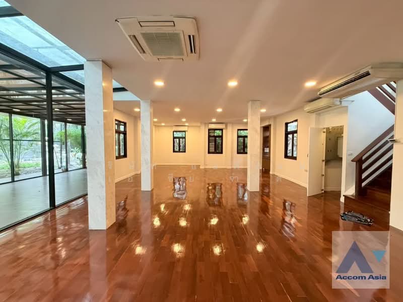 Home Office | 3 Bedrooms House For Rent in Sathorn, Bangkok near MRT Khlong Toei 1713481, กรุงเทพ, ทุ่งมหาเมฆ, สาทร, กรุงเทพ, 613 ตร.ม., บ้านเดี่ยว ให้เช่า, โดย บริษัท แอคคอม เอเซีย จำกัด, 11015947 - DDproperty.com
