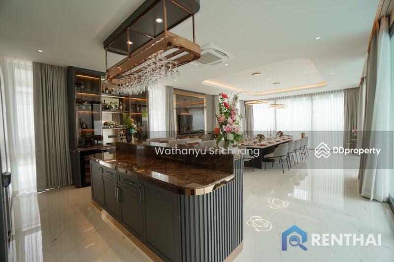 ขาย - สำหรับ ขาย บ้าน 6 ห้องนอน ที่ จอมเทียน, ชลบุรี