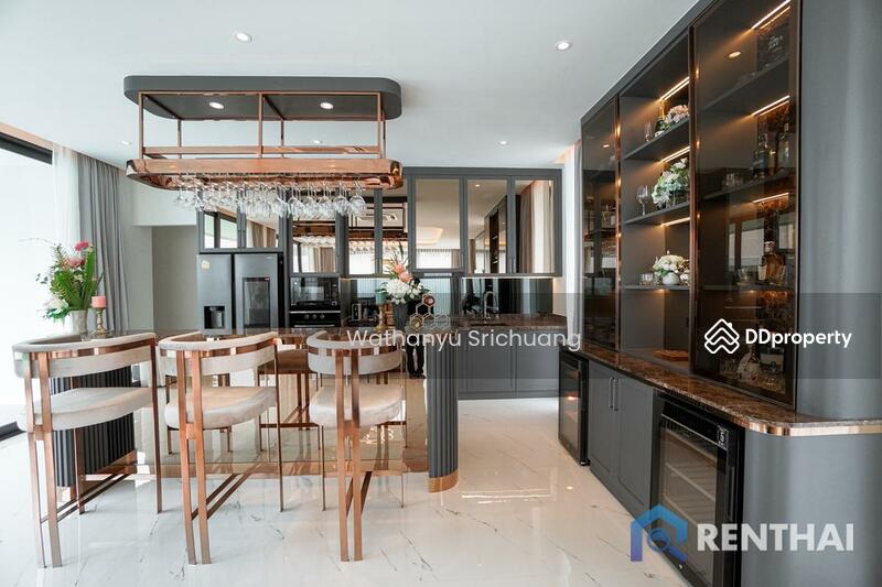 ขาย - สำหรับ ขาย บ้าน 6 ห้องนอน ที่ จอมเทียน, ชลบุรี